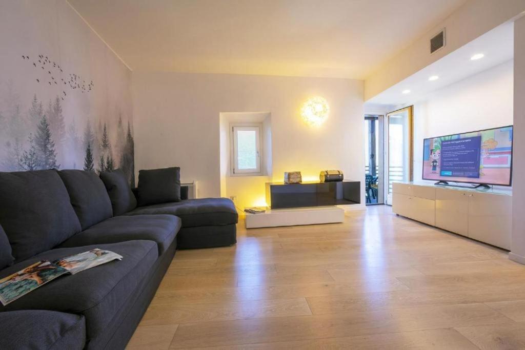 Poolside Apartment Cristina เบลลาโน ภายนอก รูปภาพ